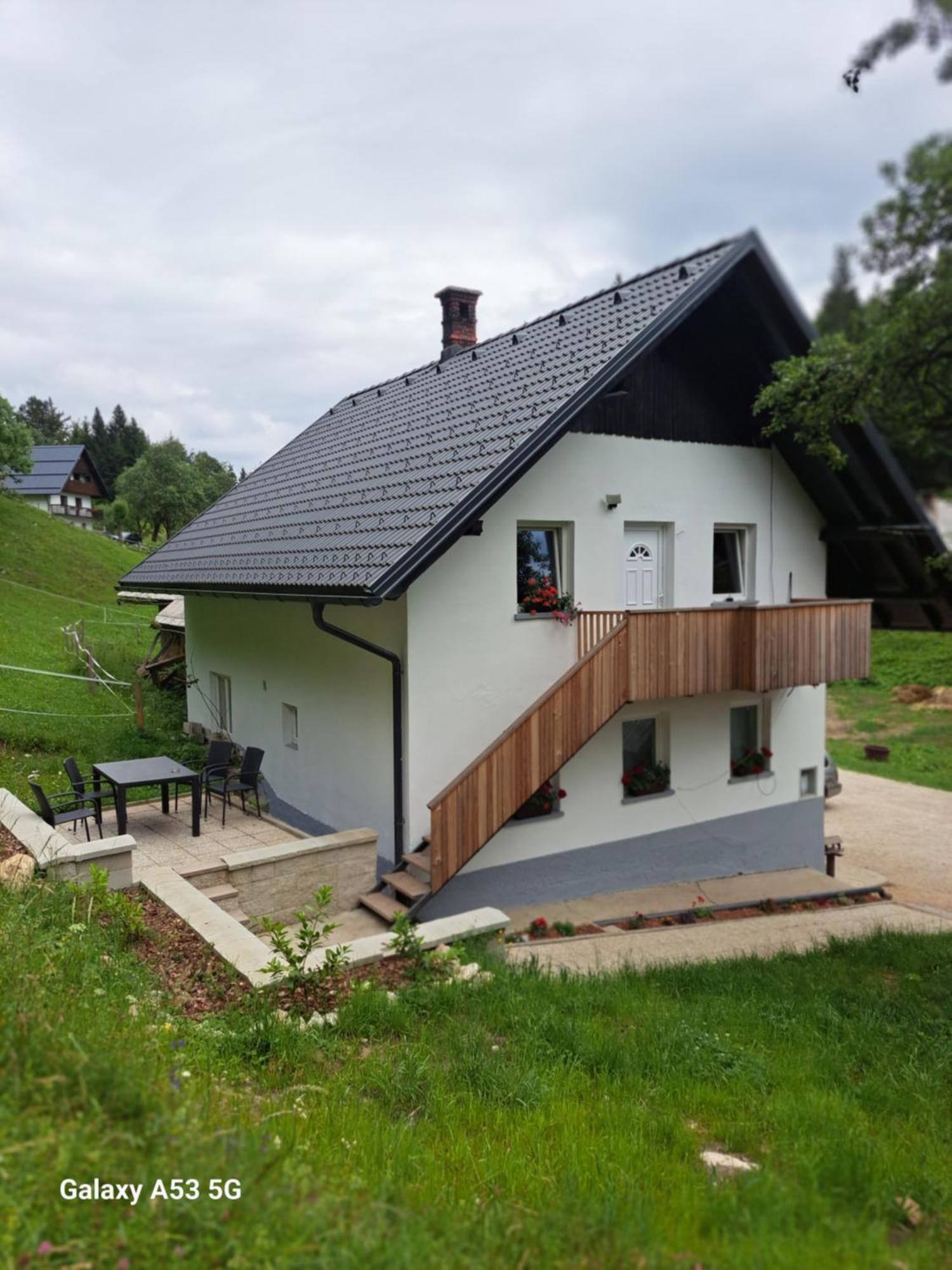 Апартаменти Tourist Farm Pr' Maretc Бохінська Бістріца Екстер'єр фото